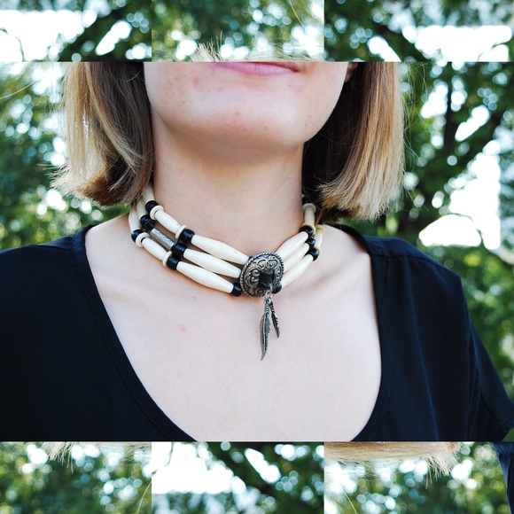 Jewelry - beaded leather native choker with feather charms